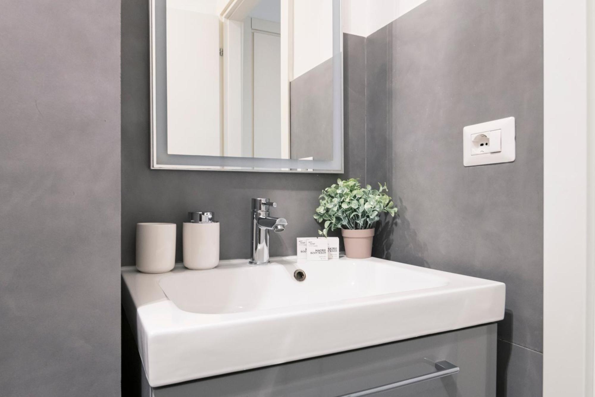 Beautiful Flat Fully Furnished In P.Ta Romana Μιλάνο Εξωτερικό φωτογραφία